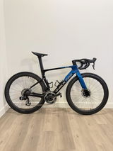 johan jimenez review photo