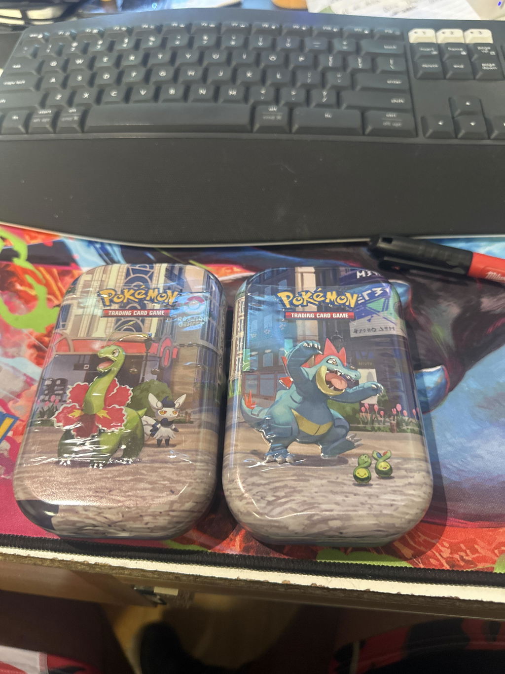 Lumiose City Mini Tin