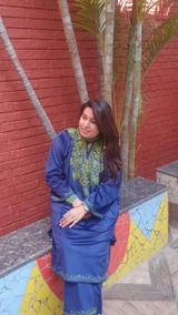 Jasmine Anand review photo