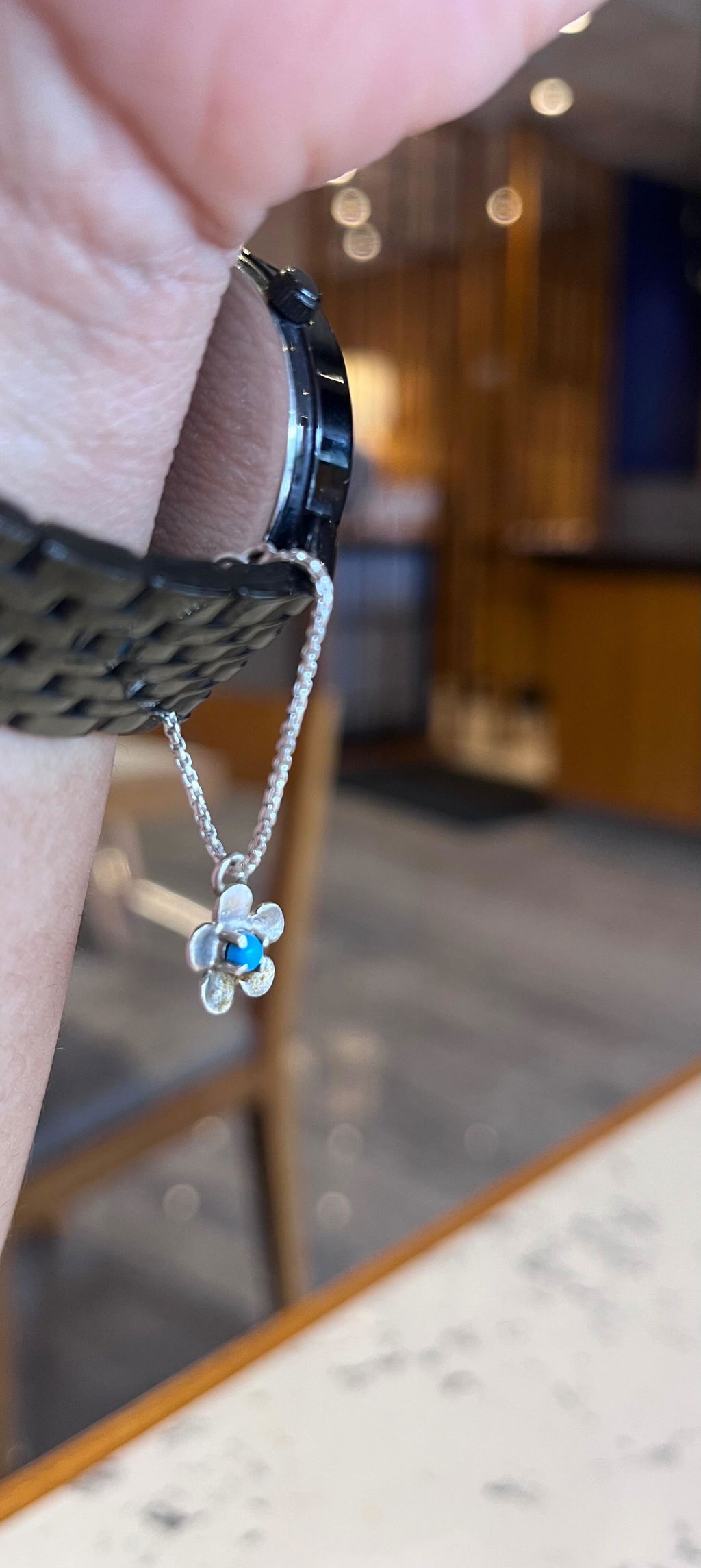 Floral Watch Charm Lumba