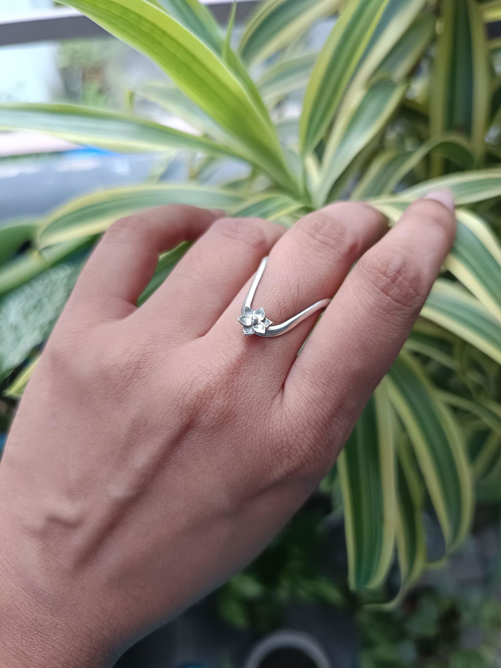 Padma Vanki Ring