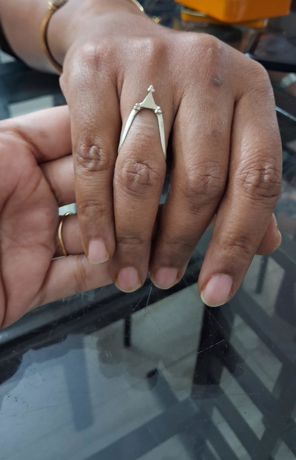 Trikone Vanki Ring
