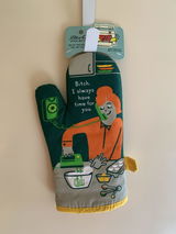 Shitstorm Oven Mitt – Funny Kitchen Glove BlueQ