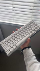 M. review photo