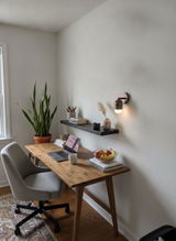 Anna Mitchell review photo