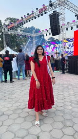Hari priya review photo