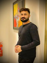 Momi Khan review photo