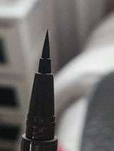 K.H. review photo