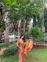 Kritika Thakur review photo