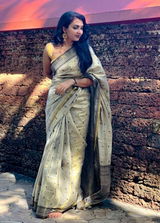Janaki review photo