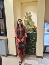 Sandhya review photo