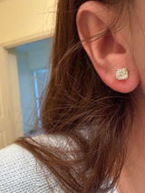 lily r. review photo