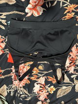 J. review photo