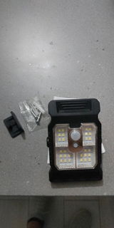 Christine Q. review photo
