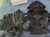 V review photo