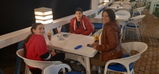 منى review photo