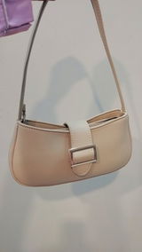 Amna review photo