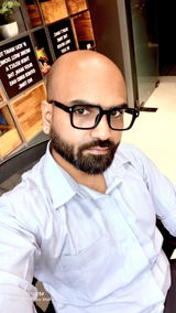 Akashdeep review photo