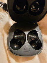 DJ review photo