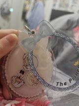 Anon review photo