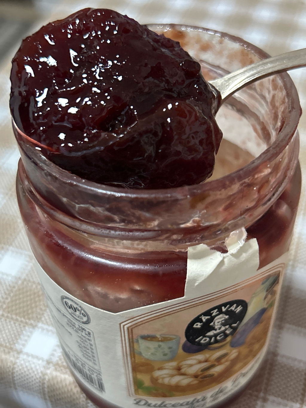 Dulceață de prune cu miez de nucă - Răzvan Idicel - 380g