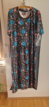 T. review photo