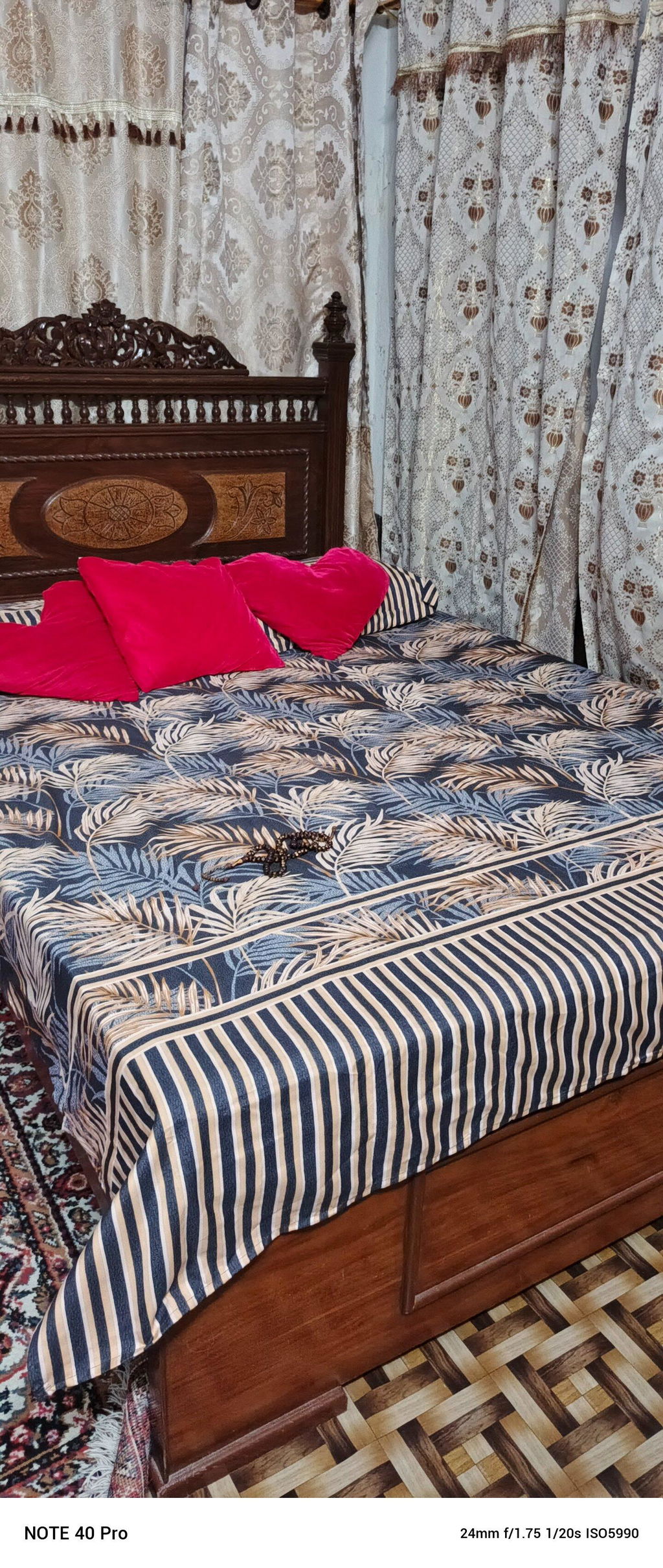 PALM SHADOW Sateen bedsheet