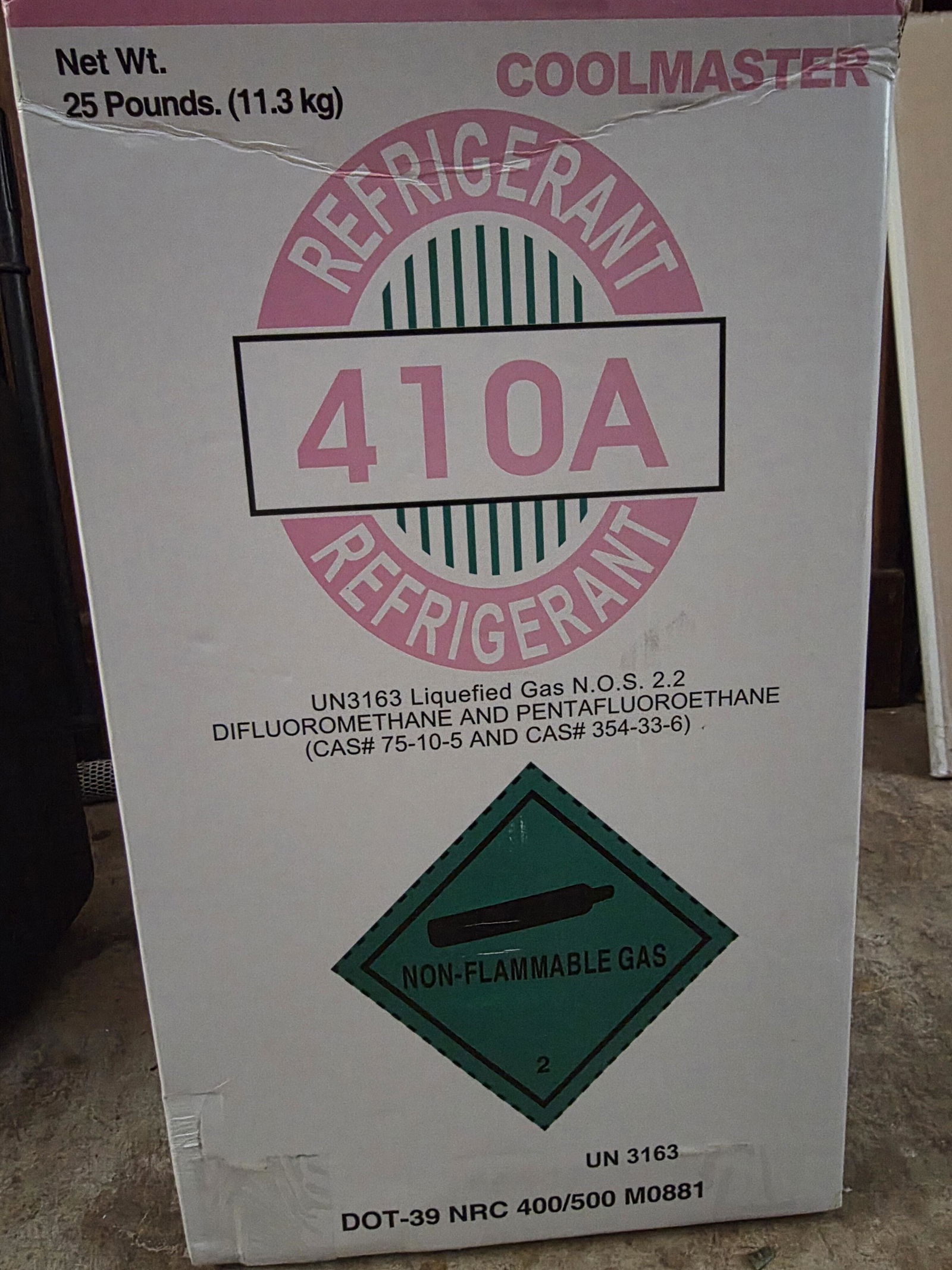 R-1234yf 8-Can Pack (8oz) | Refrigerants Center