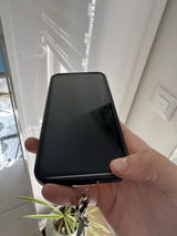 Julien review photo