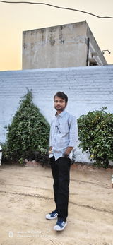 Ashutosh Kaushik review photo