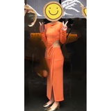 R review photo