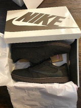 Grey M. review photo