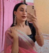 Chahat review photo