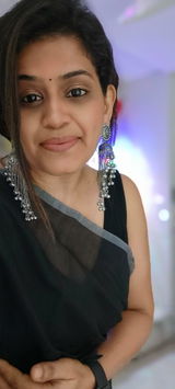 Dhruti Doshi review photo