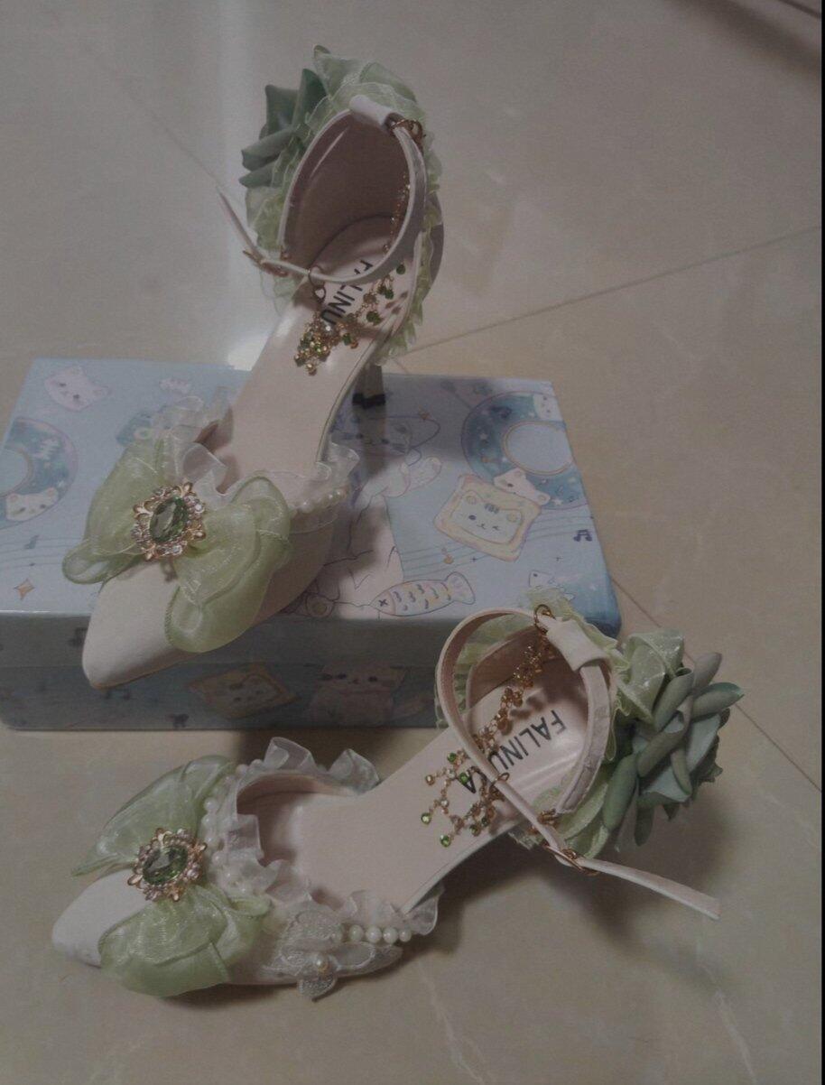 Retro Dreamy Bow Tie Stiletto Heels