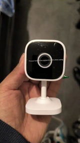 A***n review photo