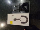 L***A review photo