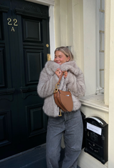 Ninon K. review photo