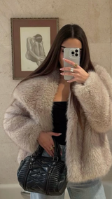 Naelle S. review photo