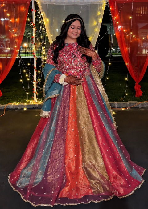 Satrangi Lengha