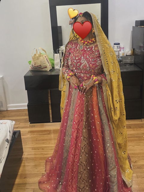Satrangi Lengha