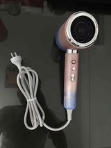 Andrew Hall review photo