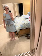 Dee review photo