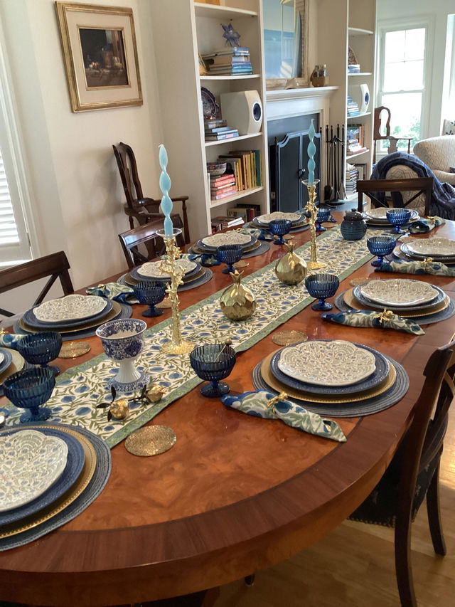 Customer photo of the Queen Blue Border Napkins