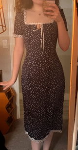 Caroline review photo
