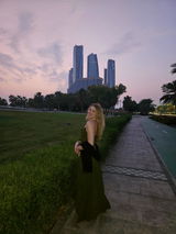 Rebecka Forbes review photo