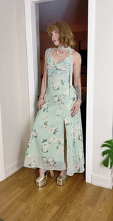 Evelyn Linhares review photo