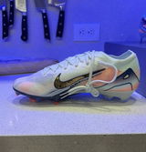 Lincoln Akess review photo