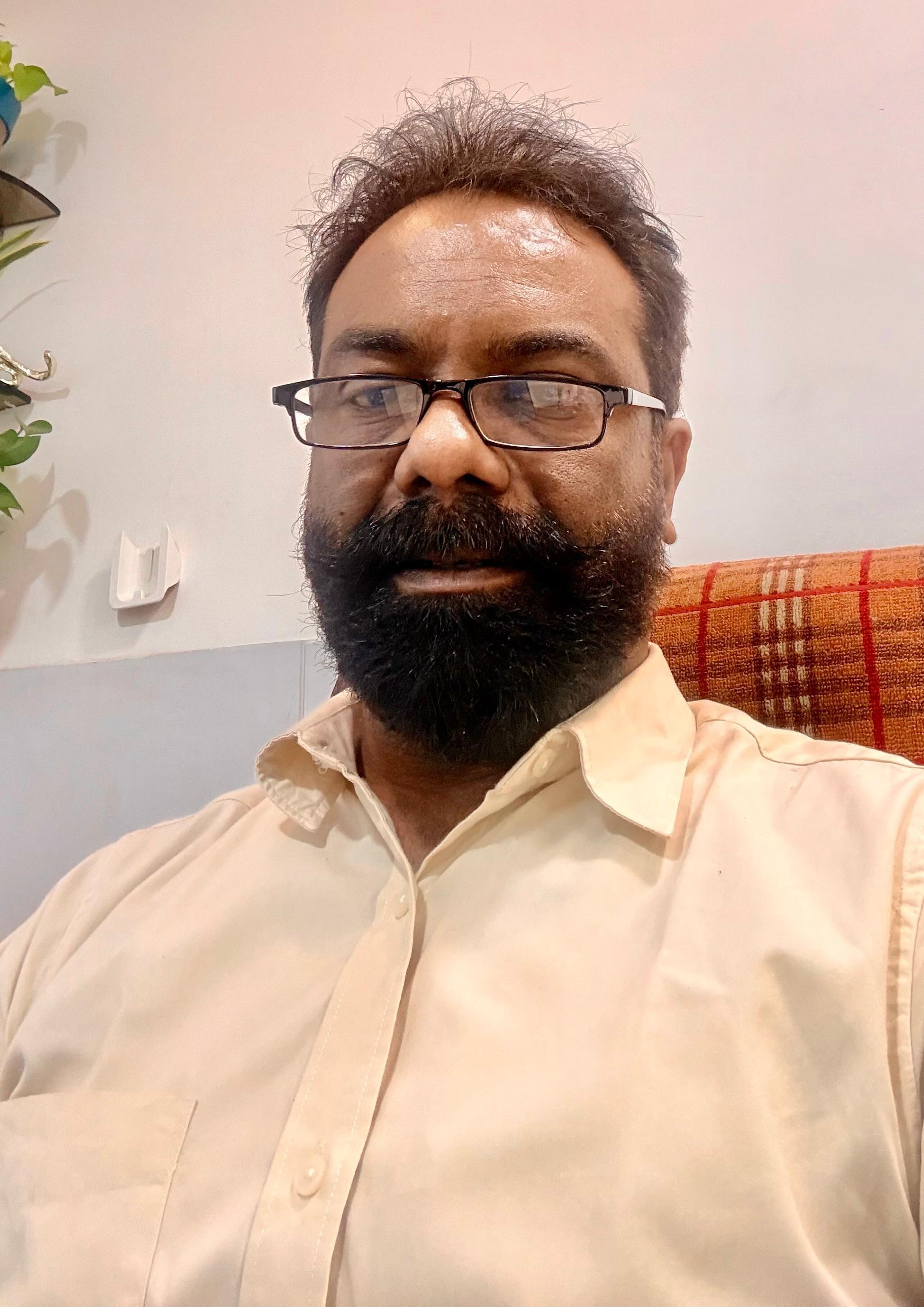 Anand Surendran review photo