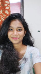 Shreya Rawat review photo